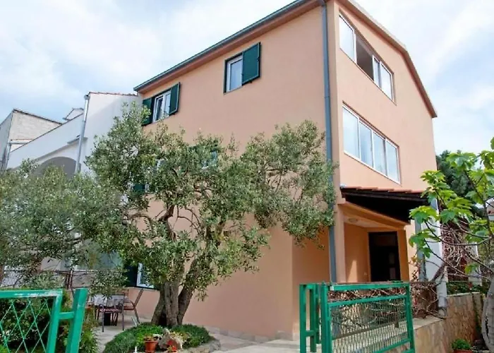 Olea 로고즈니차